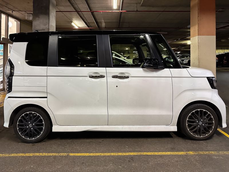 2018 Honda N Box Custom