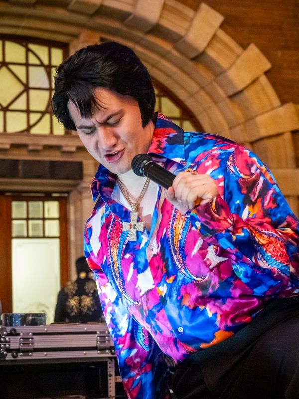 Elvis Impersonator