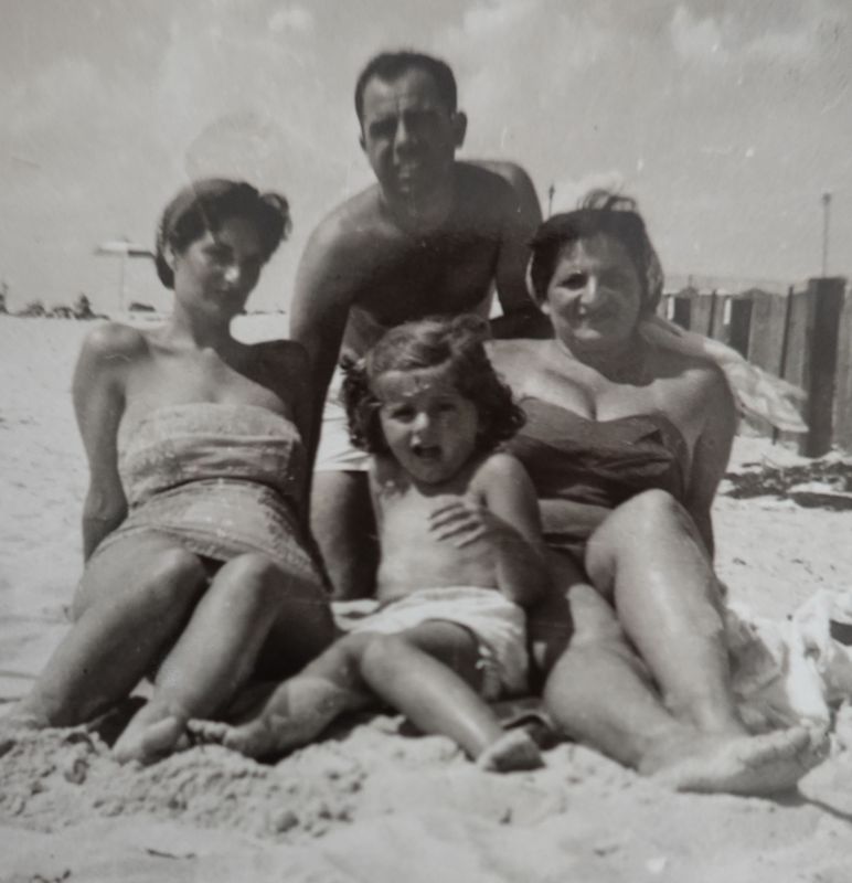 Ellie, Pepper, Nina and Bobbi-Ann