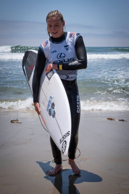 LakeyPeterson_8049.jpg
