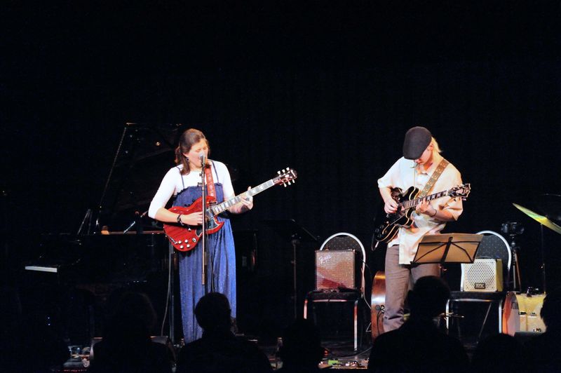 Moon quintet