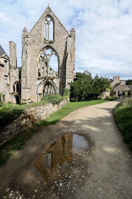 Paimpol, Abbaye de Beauport