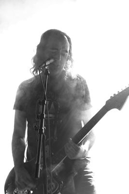 a place to bury strangers