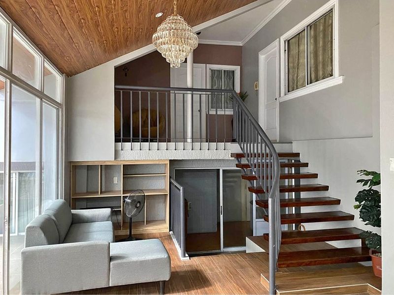 Bel air House for Lease***