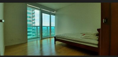 2BR in Park Terraces Point Tower