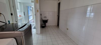 IMG-e64c329f9ca4cb691c55308bed0cac2d-V.jpg