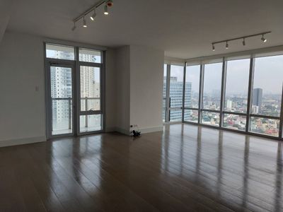 Sakura 3BR for Lease