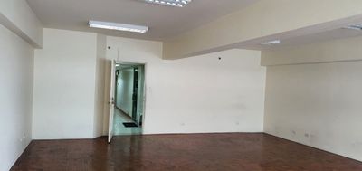 330Sqm office Space for Lease in Salcedo Village