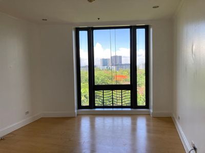 Essensa 3BR for Lease