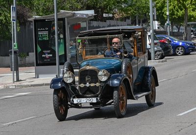 2024 Pozuelo Coches historicos 833-tv.jpg