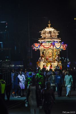 Silver chariot