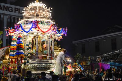 Silver chariot
