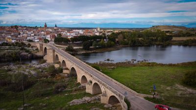 Puente del Arzobispo, Spain