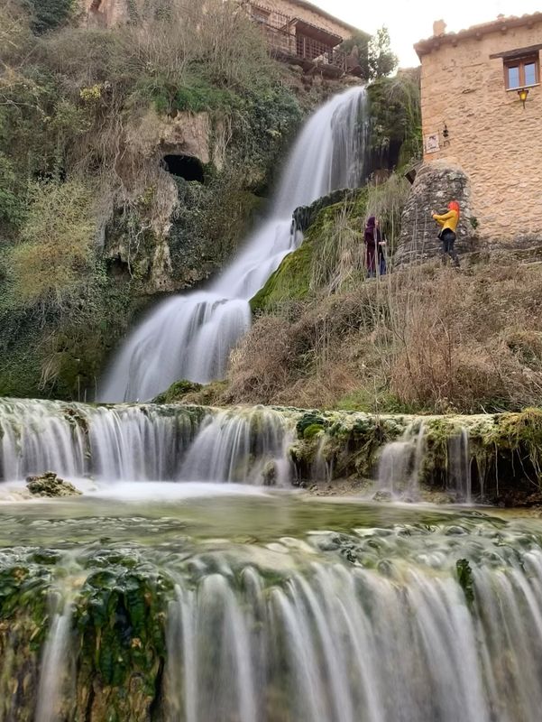 Cascada a la entrada