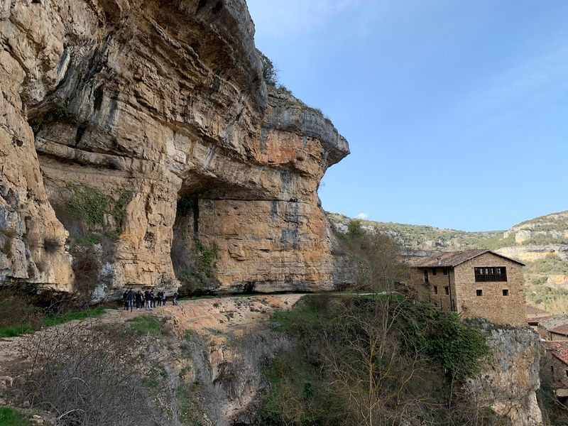 En la faja encima de la Cueva del Agua