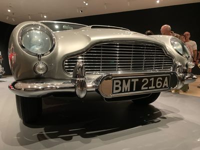 Aston Martin DB5 James Bond - 1964