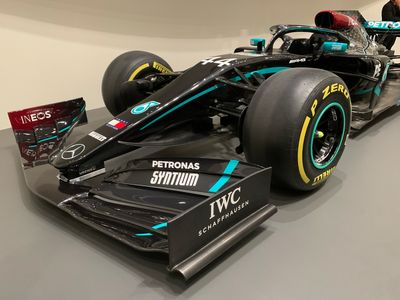 Mercedes-AMG F1 W11 EQ Perfomance Formula One Racing Car - 2020