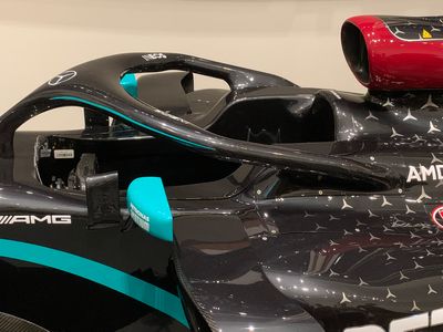 Mercedes-AMG F1 W11 EQ Perfomance Formula One Racing Car - 2020