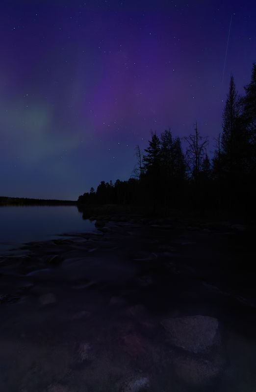 Headwaters aurora Vert TNR copy.jpg