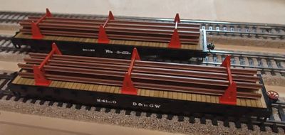 Rio Grande Flatcars with Rails Load
