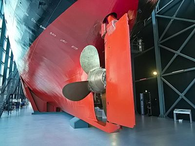 Impressive propeller and rudder