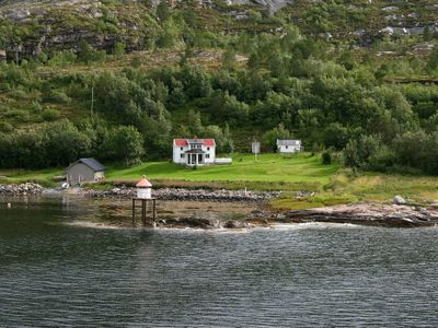 A homestead at the coast