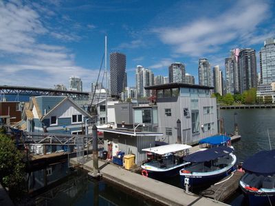 House boats