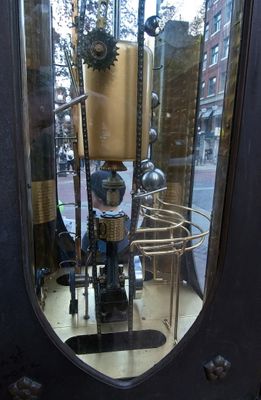 Steamclock interior