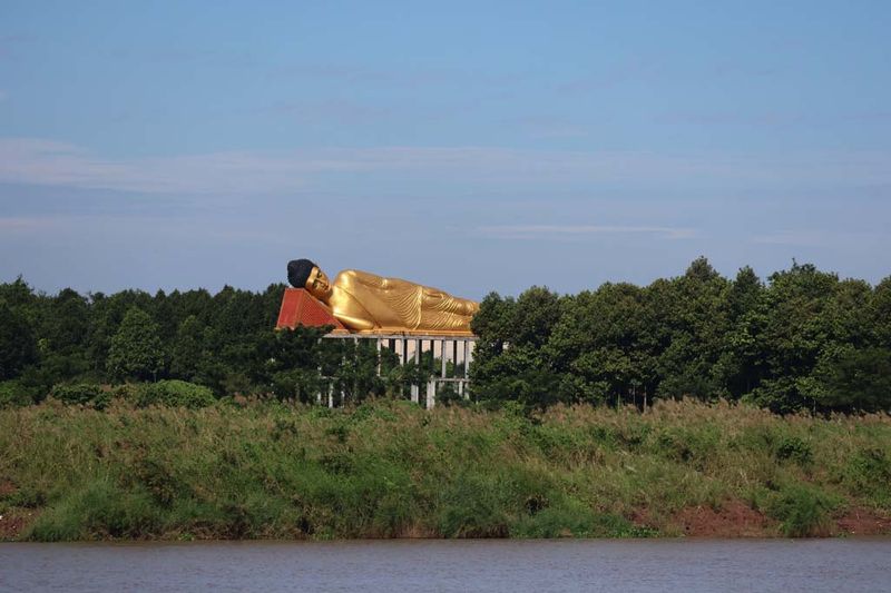 MANY SHRINES TO BHUDDA