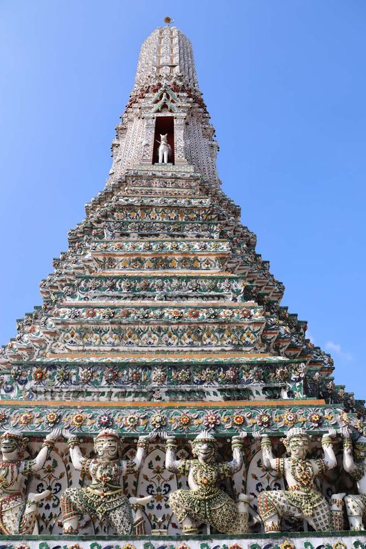 WAT ARUN (TEMPLE OF DAWN)