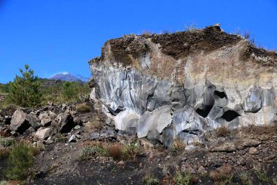 LAYER OF LAVA AND BASALT.