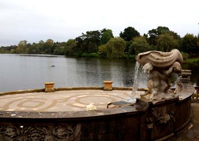 HEVER CASTLE - THE ITALIAN GARDEN