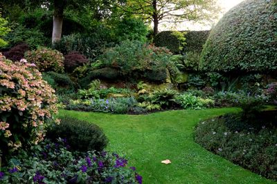 HEVER CASTLE - THE ITALIAN GARDEN