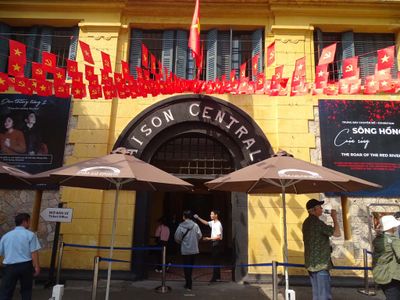 HOA LO PRISON aka HANOI HILTON