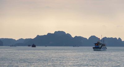 KARST STRUCTURES IN HA LONG BAY