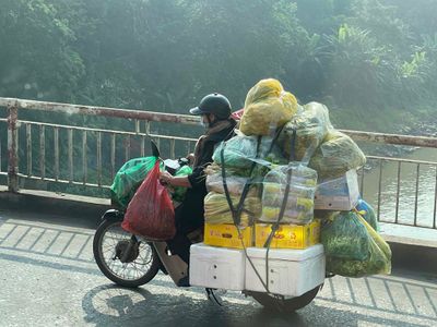 HANOI STREET SCENES