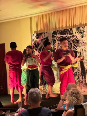 CAMBODIAN FOLK DANCING AT SOFITEL WELCOME DINNER