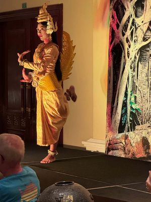 CAMBODIAN FOLK DANCING AT SOFITEL WELCOME DINNER