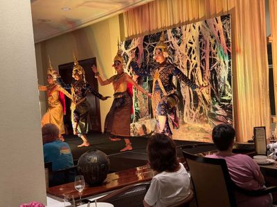 CAMBODIAN FOLK DANCING AT SOFITEL WELCOME DINNER