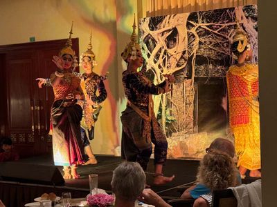 CAMBODIAN FOLK DANCING AT SOFITEL WELCOME DINNER