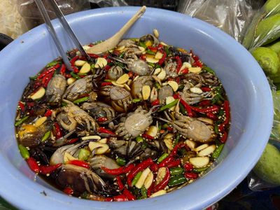 SIEM REAP MARKET - CRABS