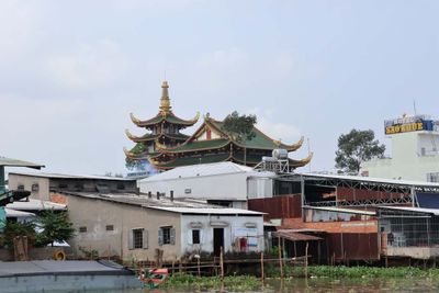 SAMPAN TOUR OF SA DEC WATERWAYS