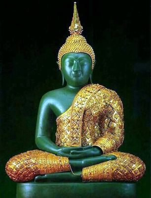 EMERALD BUDDHA - COMMERCIAL PHOTO