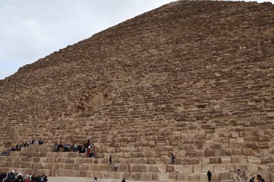 THE GREAT PYRAMID OF GIZA - THE TOMB OF KING KHUFU