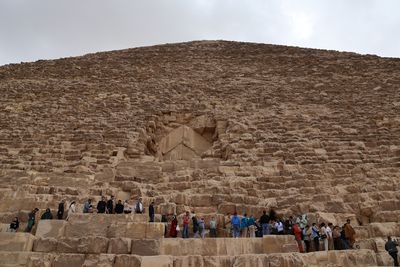 THE GREAT PYRAMID OF GIZA - THE TOMB OF KING KHUFU
