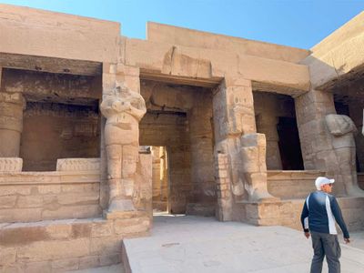 THE KARNAK TEMPLE COMPLEX