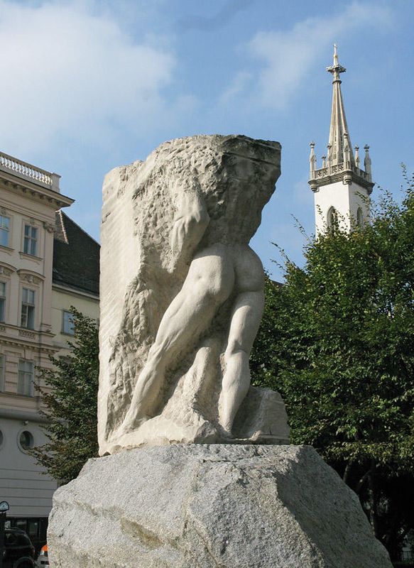 Helmut-Zilk-Platz,Mahnmal gegen Krieg u.Faschismus