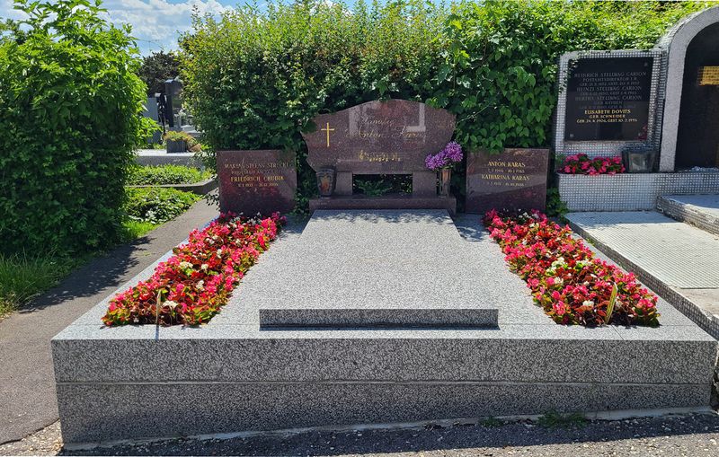 Cemetery Sievering in Vienna