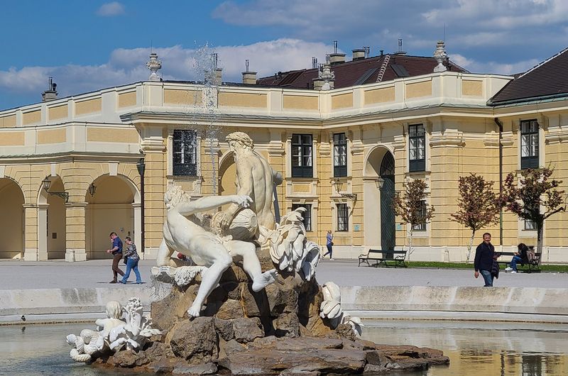 Monuments,Statues,Sculptures,Fountains in Vienna