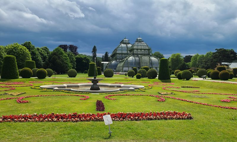 Schönbrunner Schloßpark in Vienna